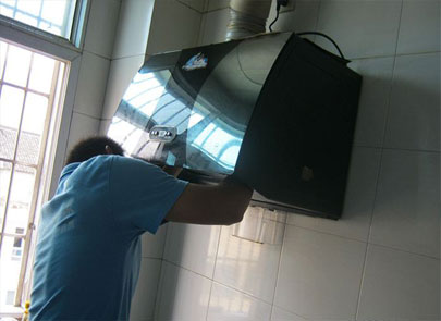 三温暖燃气灶售后教您如何安全使用热水器？